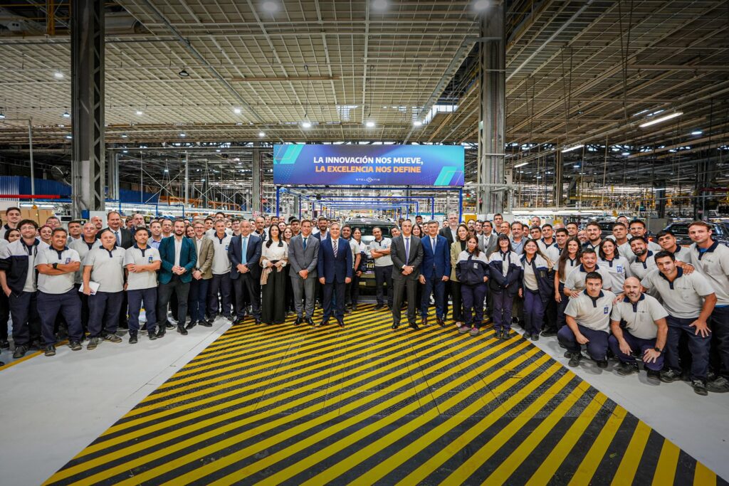 Córdoba suma una inversión histórica en el sector automotriz: Stellantis fabricará la nueva pick-up Fiat Titano en el Polo Industrial