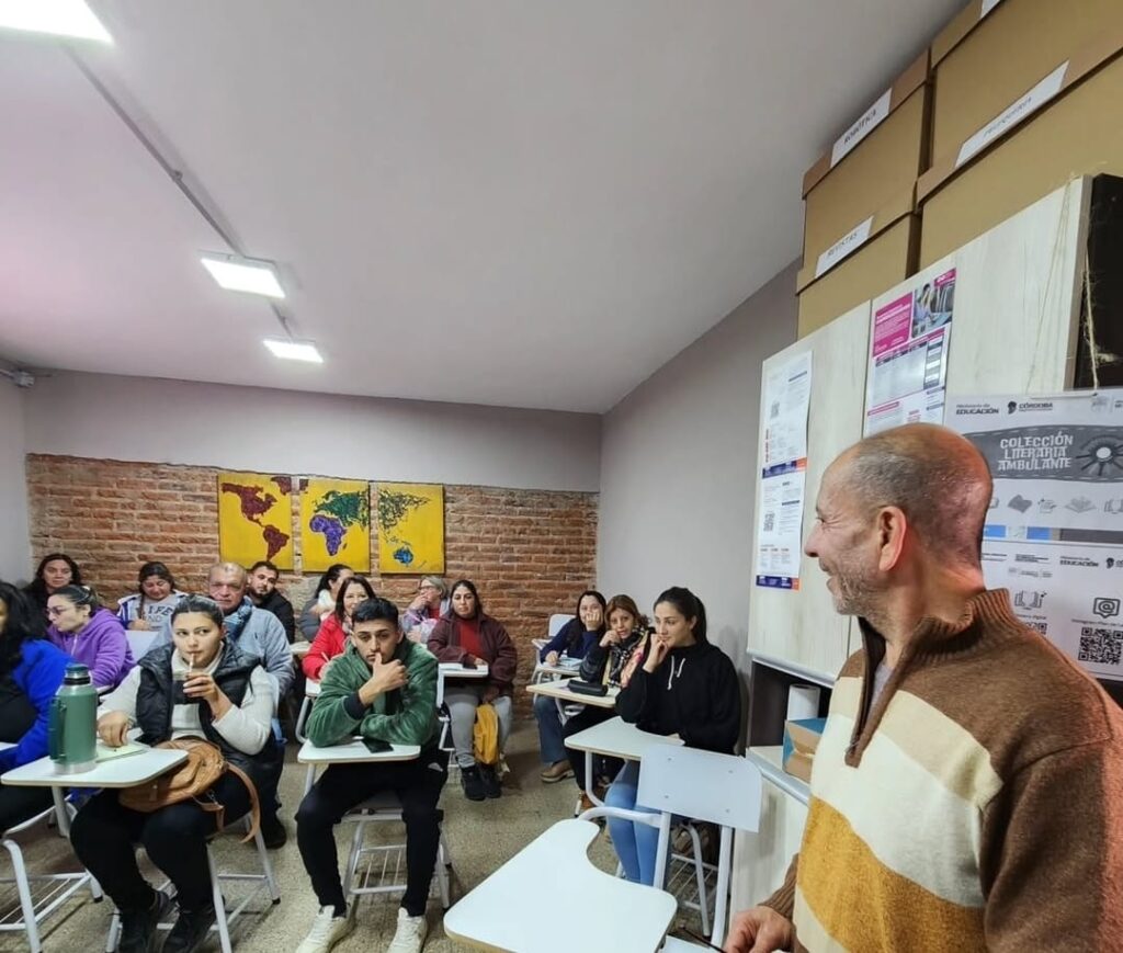 Se realizó con éxito el taller de manipulación de alimentos en la UP