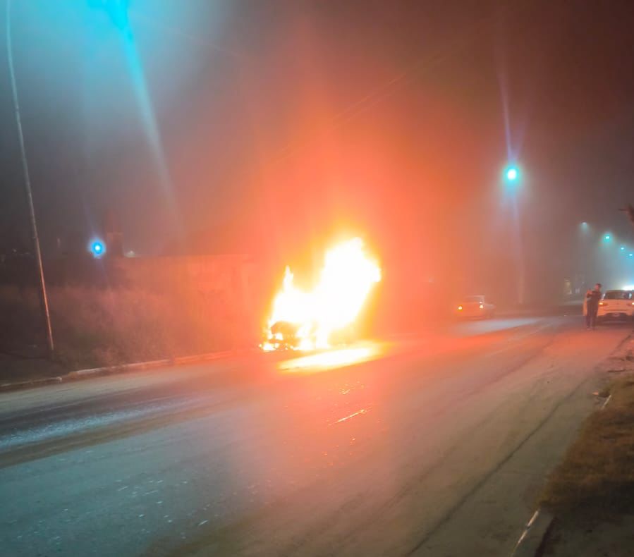 Malvinas Argentinas: un auto se incendió en la madrugada de este domingo