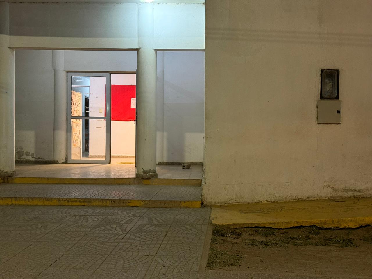 Un vecino permanece en terapia intensiva y su familia cuestiona la primera atención recibida en el CIC